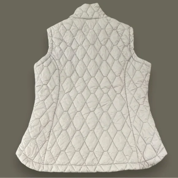 NEW Free Country Woman’s Small Vest Color Silver Chip Built to Last - Picture 3 of 9